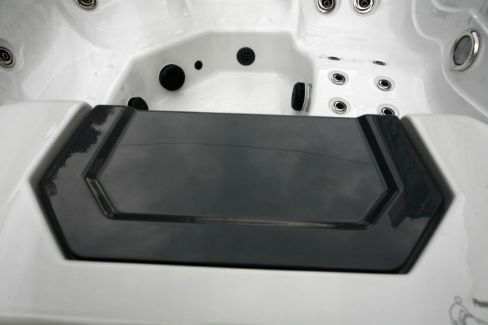 H2O Hot Tubs 4500 Series 32A (Twin Pump) Hot Tub