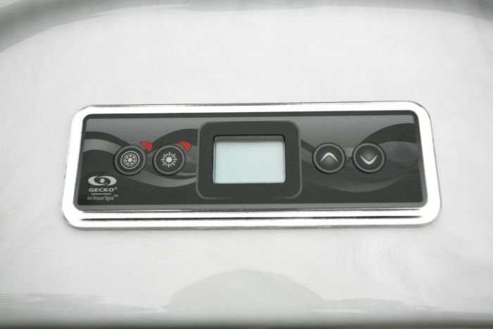 H20 Hot Tubs Retreat Plus Plug & Play Hot Tub