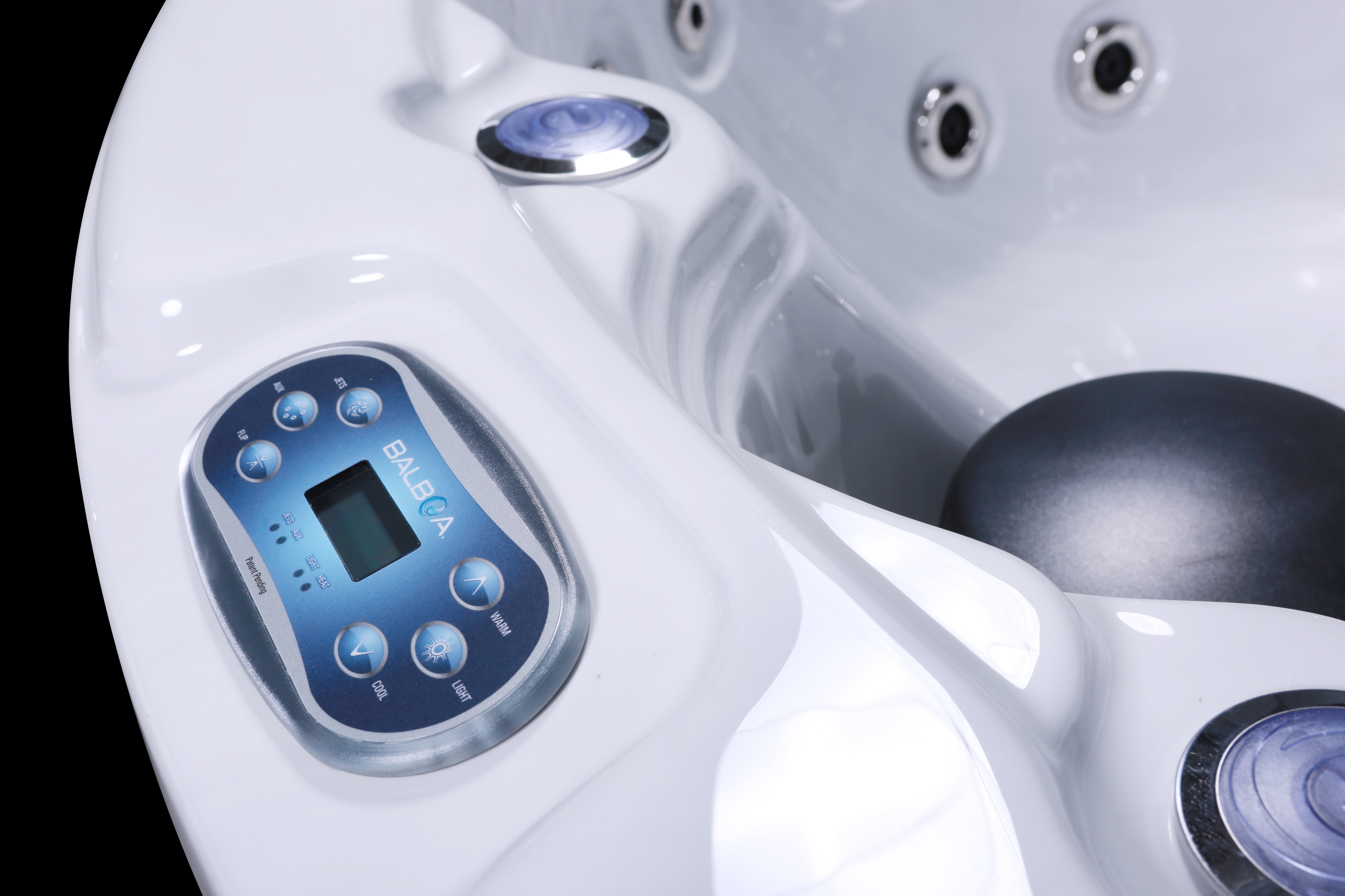Luso Spas Zodiac 7 Seater Hot Tub