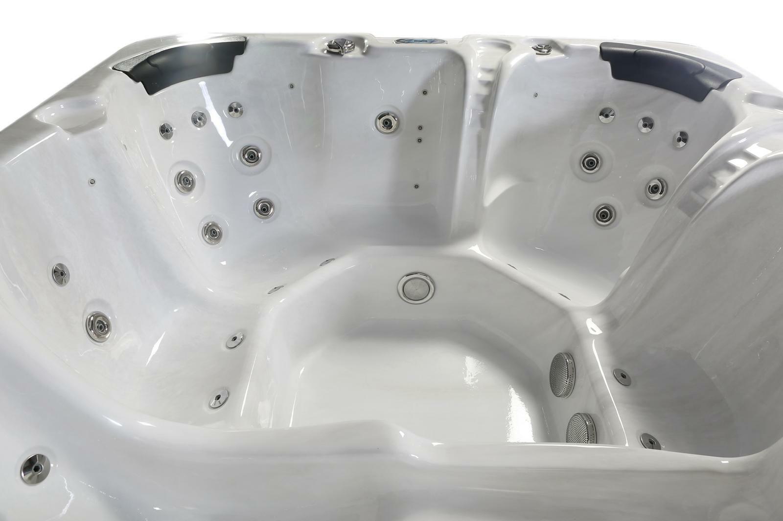 Luso Spas 6000 5 Seats 1 Lounger Hot Tub