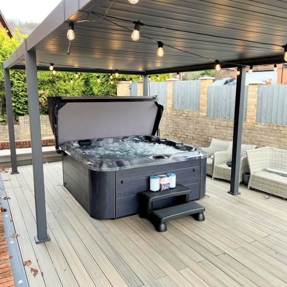 H2O Hot Tubs 6000 Series 32A (Twin Pump) Hot Tub