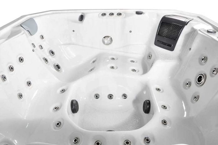 H2O Hot Tubs Retreat Bay XL 32 Amp Hot Tub
