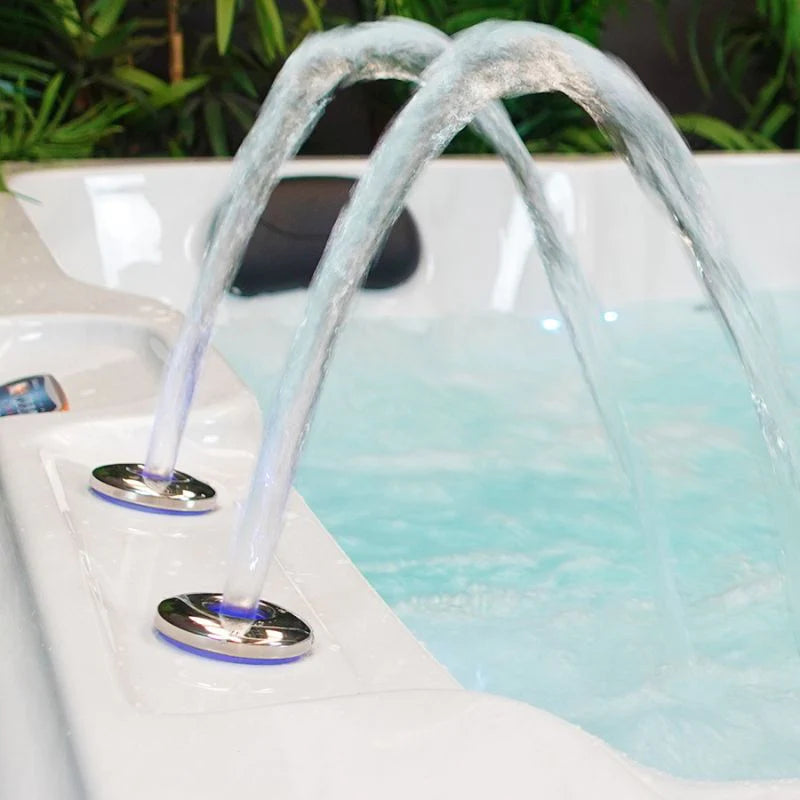 Blue Whale Spa Sunboro X 13 amp Hot Tub