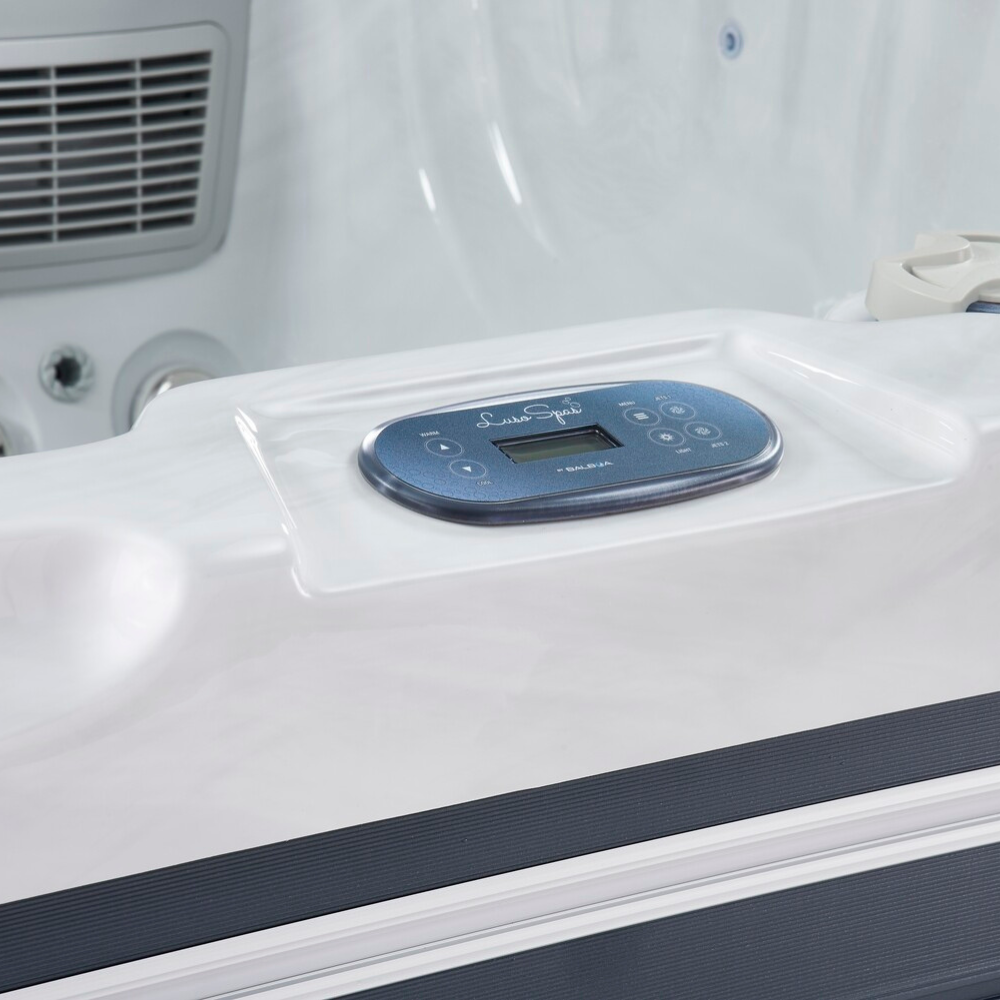 Luso Spas Vela 5 Seats 2 Loungers Hot Tub