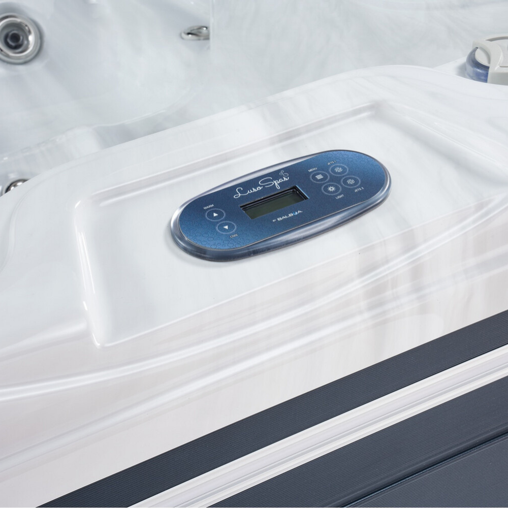 Luso Spas Pavo 2 Seats 2 Loungers Hot Tub