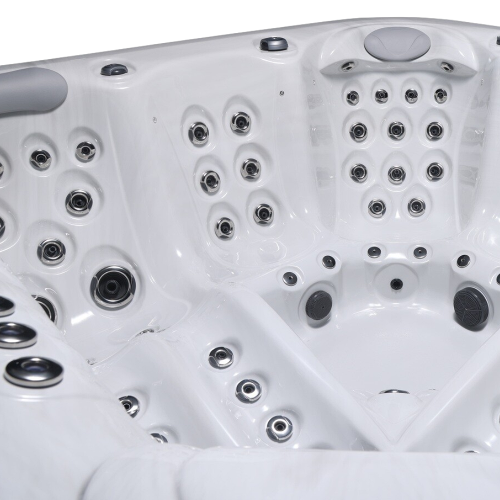 Luso Spas Hera 3 Seats 2 Loungers Hot Tub