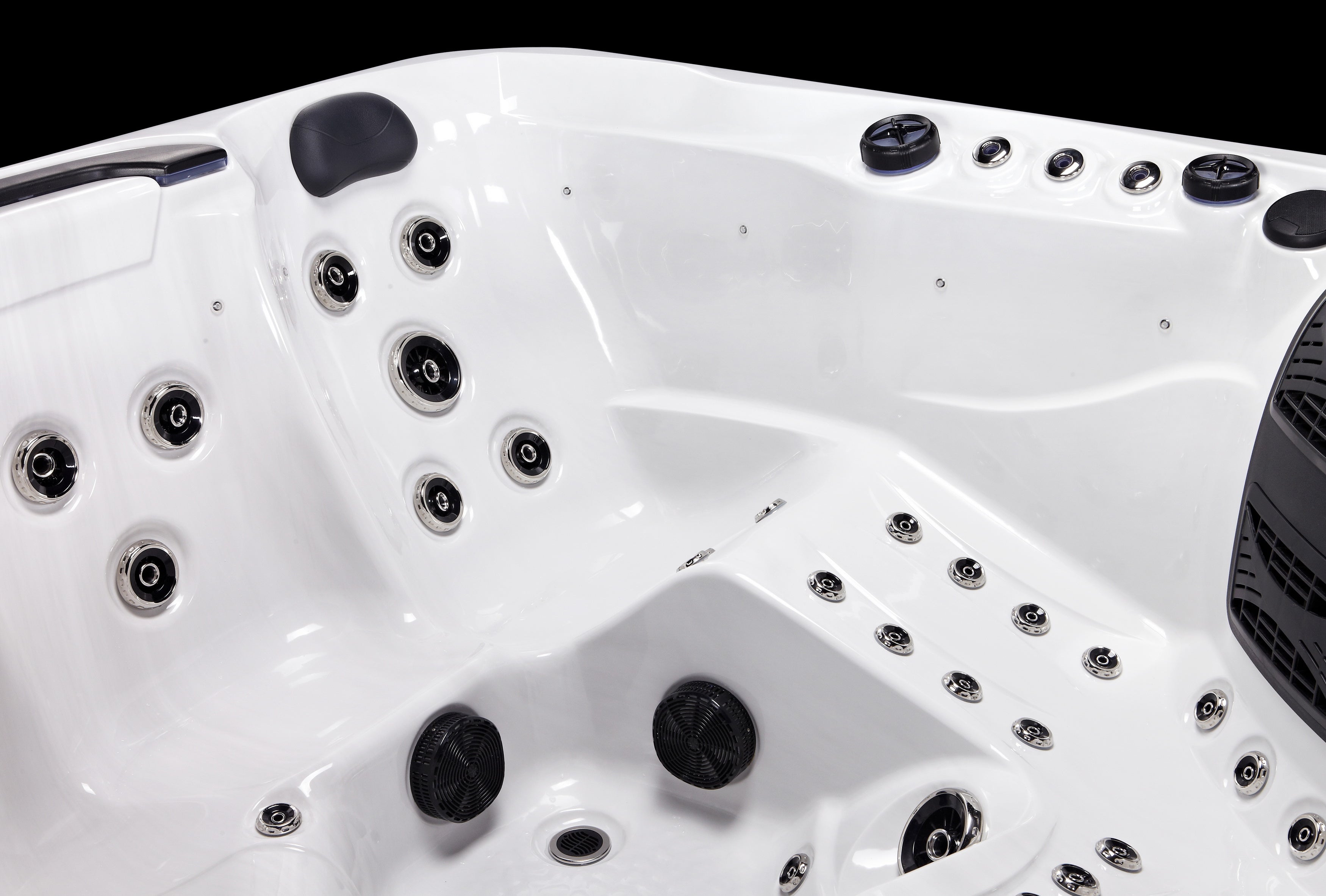 Superior Wellness Rhodes Silver Sterling Hot Tub