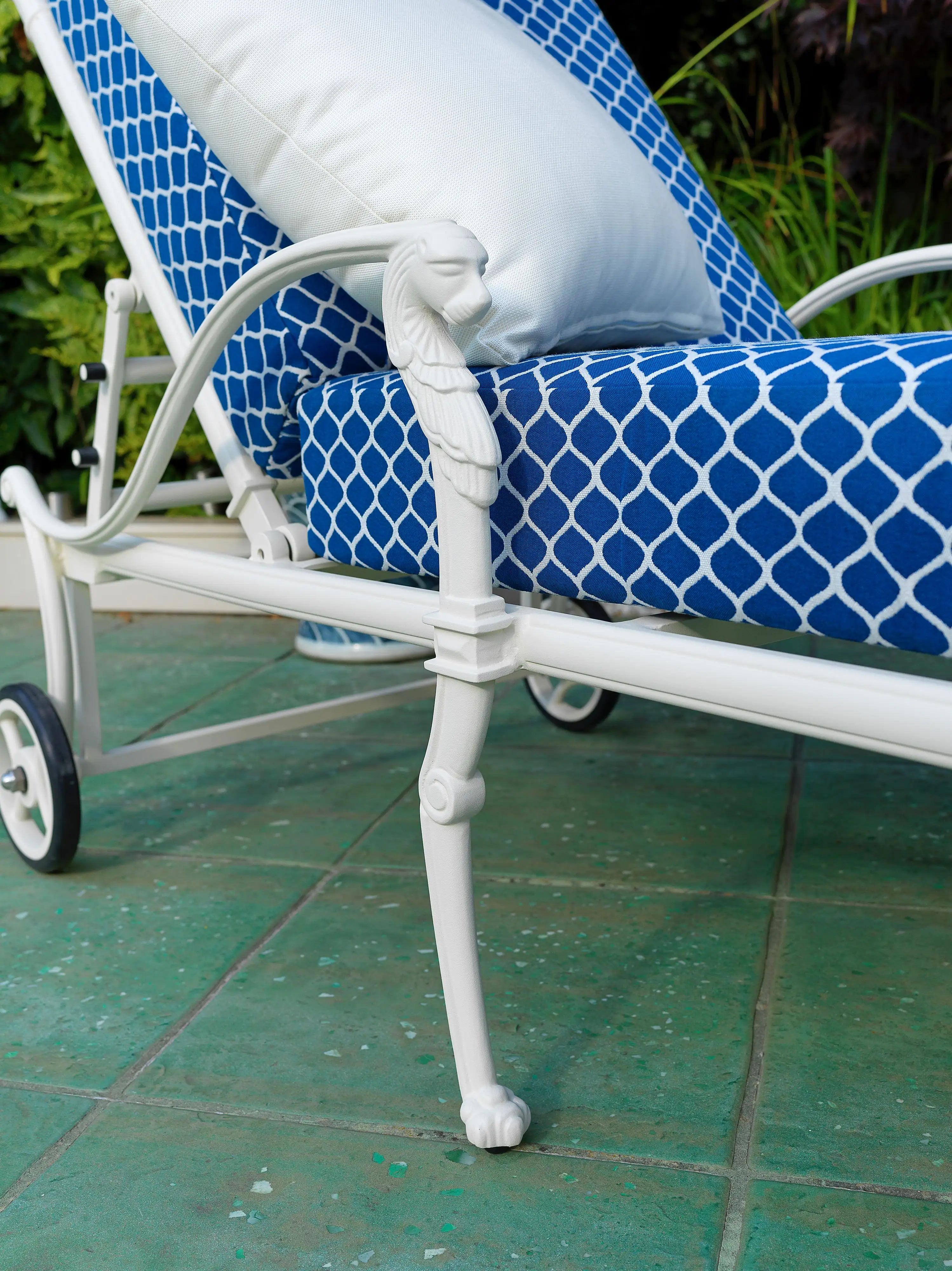Luxor Lounger