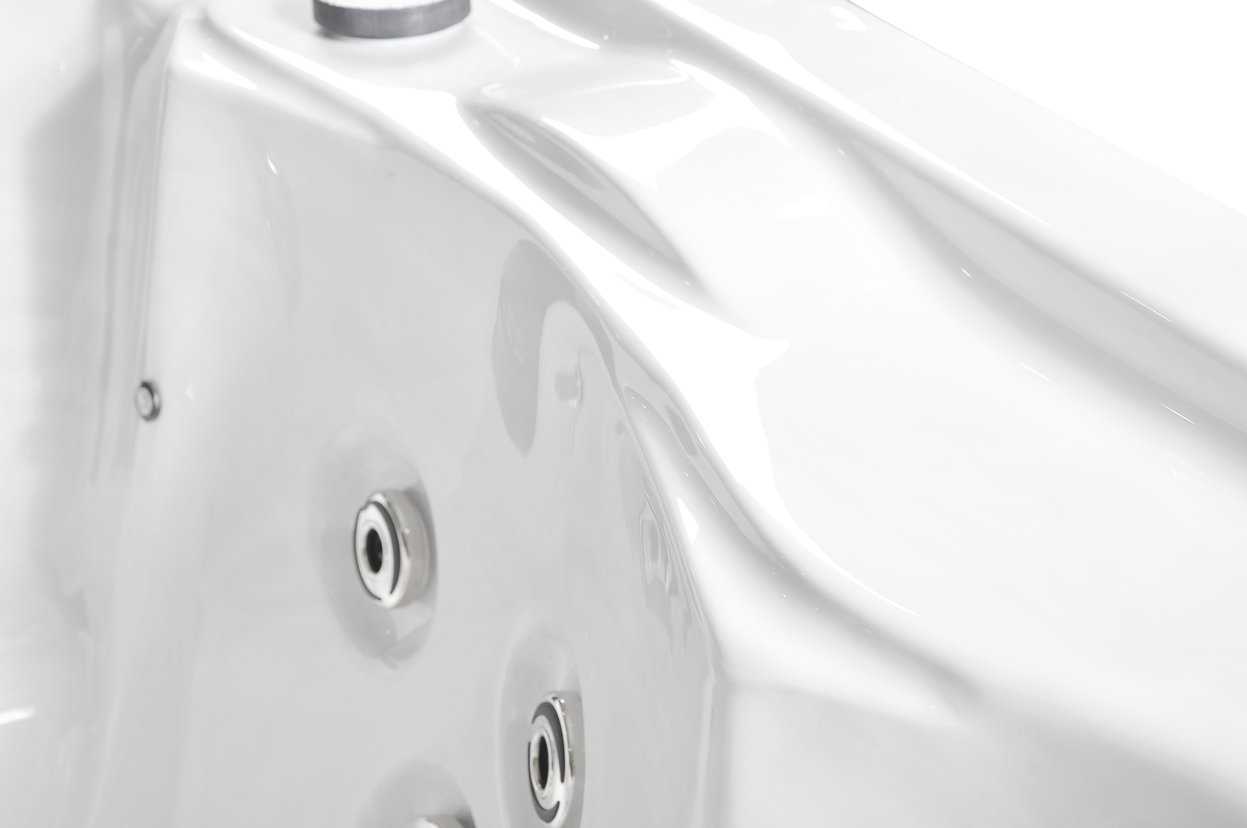 Superior Wellness Venezia Sterling Silver Hot Tub