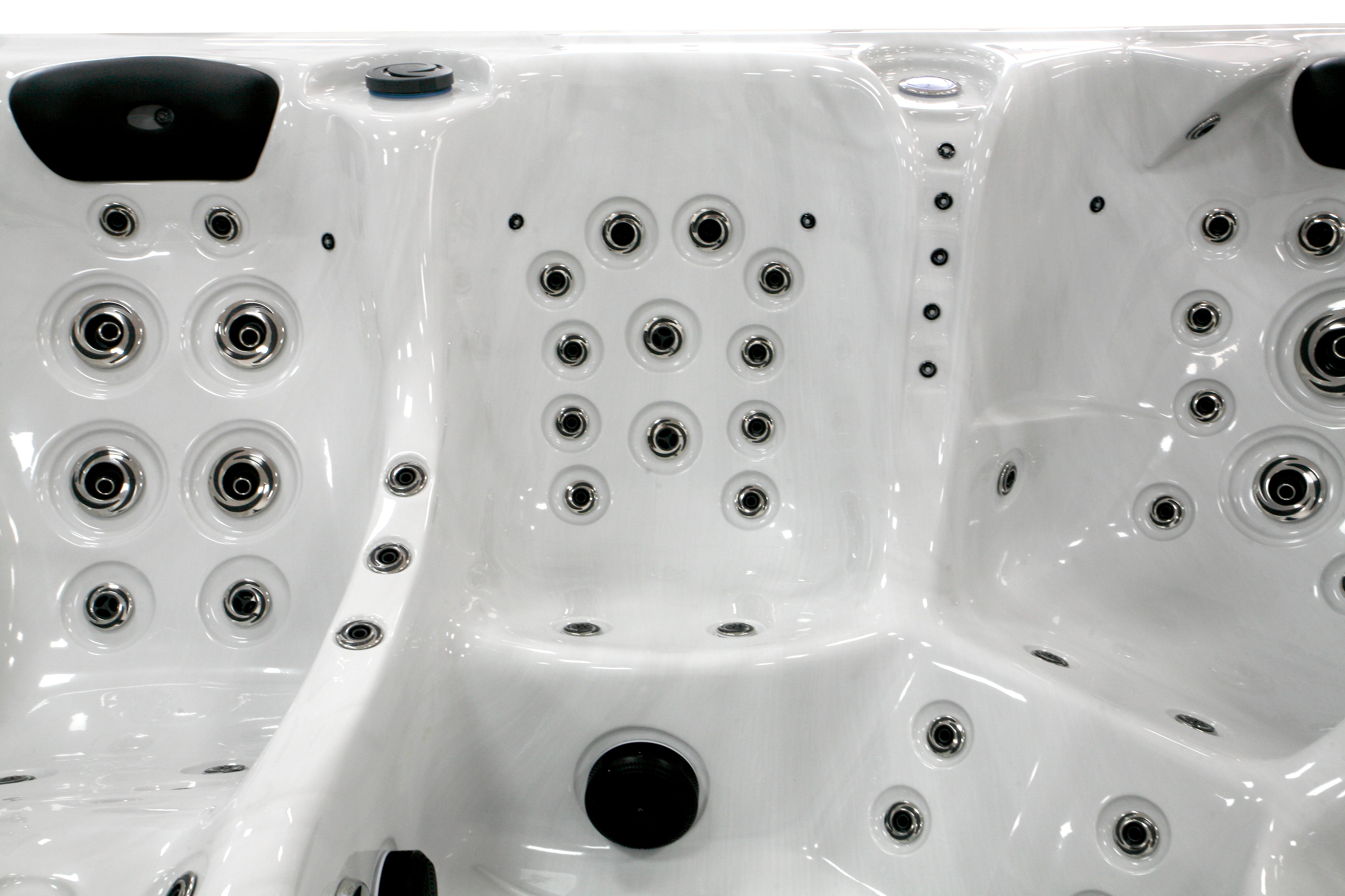 Superior Wellness Arum C Sterling Silver Hot Tub